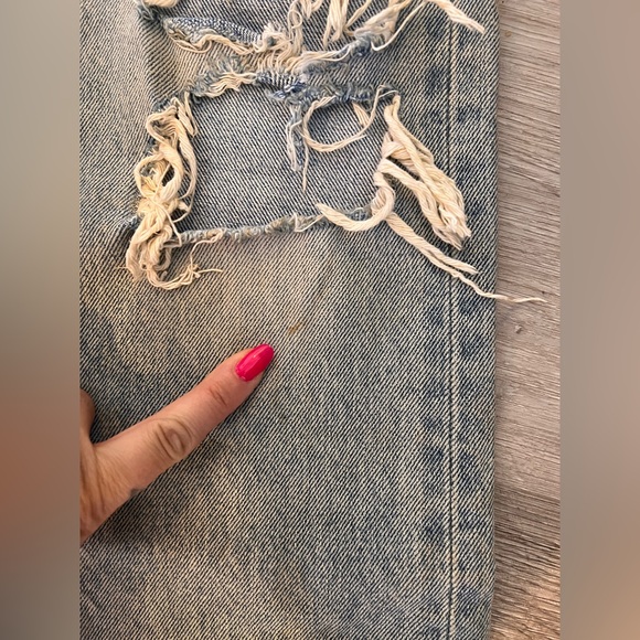 Levi’s The Rolling Stones limited Edition Women’s Jeans Size 26 Read Info - Picture 4 of 6